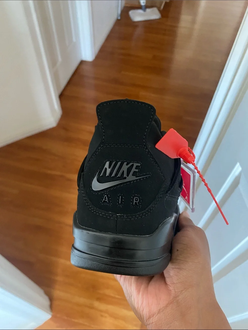 Black Retro Men’s Jordan 4